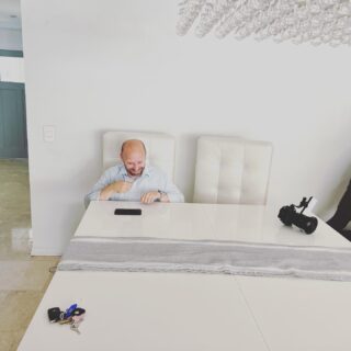 My bff @iamvonstroheim looks like a little doll at a human size dining table. Those chairs do not work with this table- still, they both could be yours for a low low price. Hit me up if you want to buy the chairs, table, or bff.